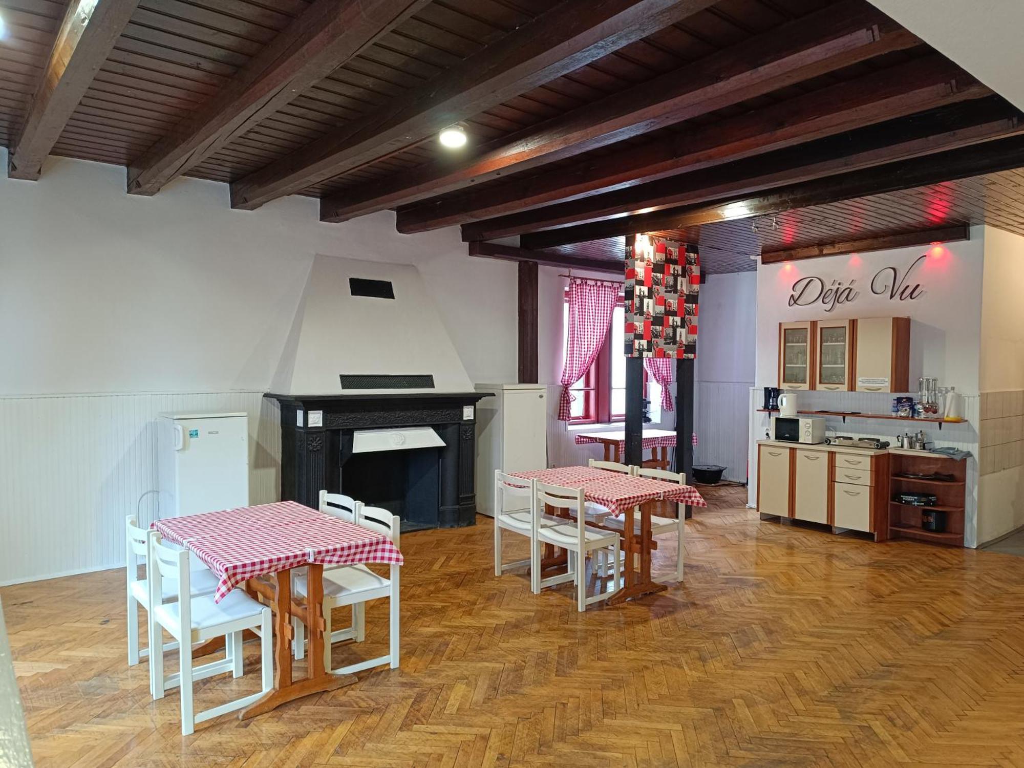 Déjá Vu Szállás&Rendezvény Zirc Extérieur photo
